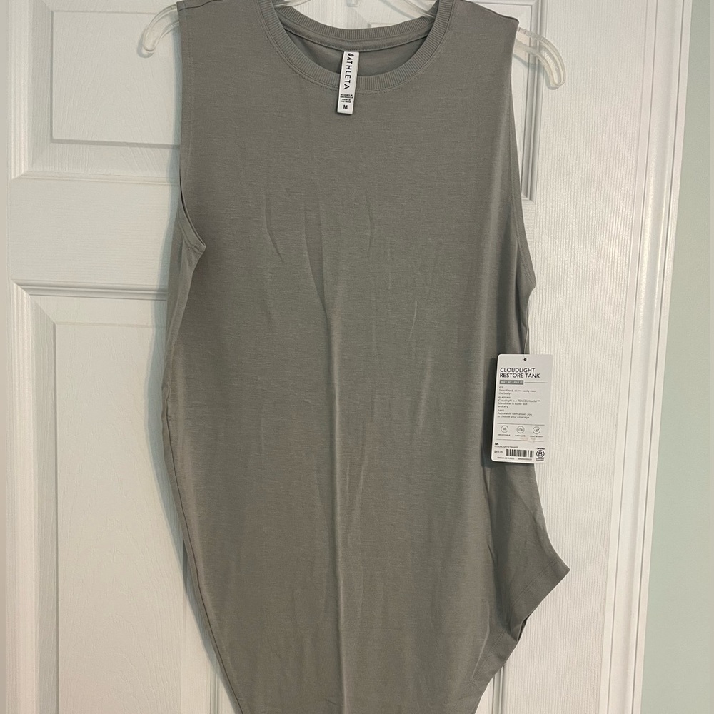 NWT Athleta cloudlight restore tank